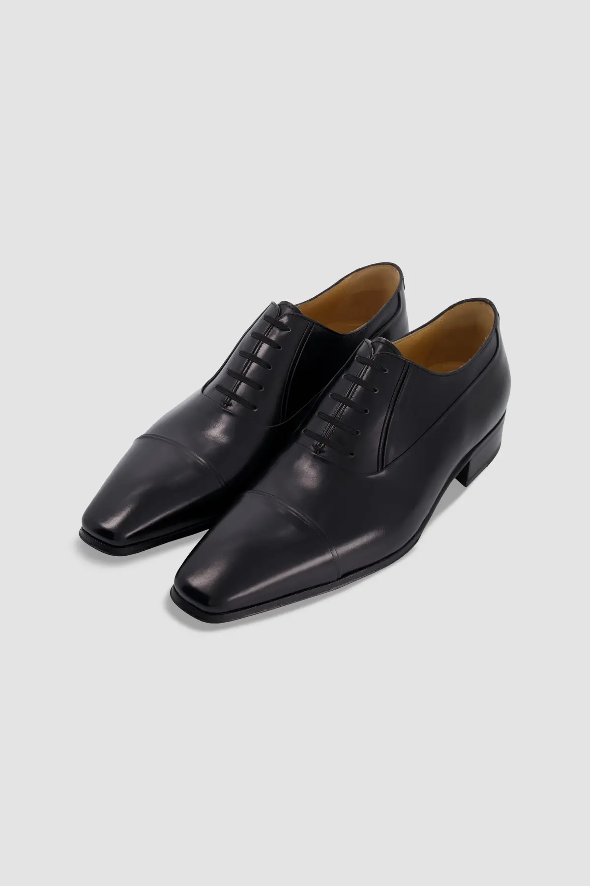 Artioli Black Classic 5 Lace 1