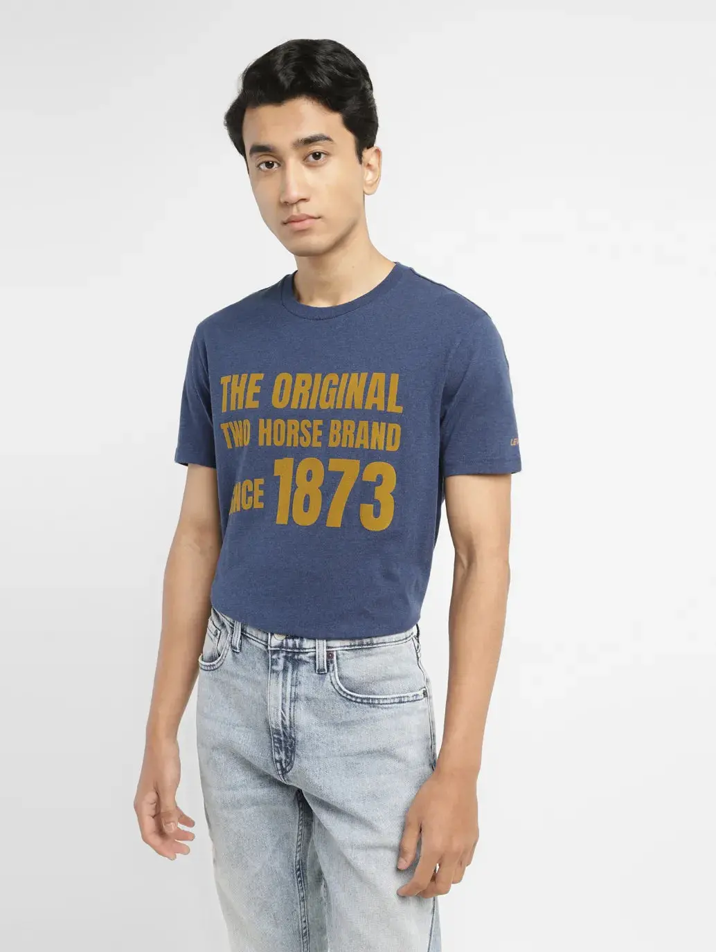 Men's Typographic Print Slim Fit T-Shirt 1