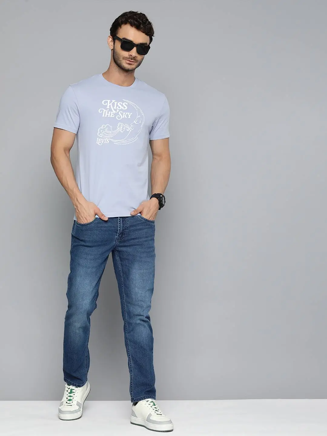 Men's Graphic Print Crew Neck T-Shirt 1