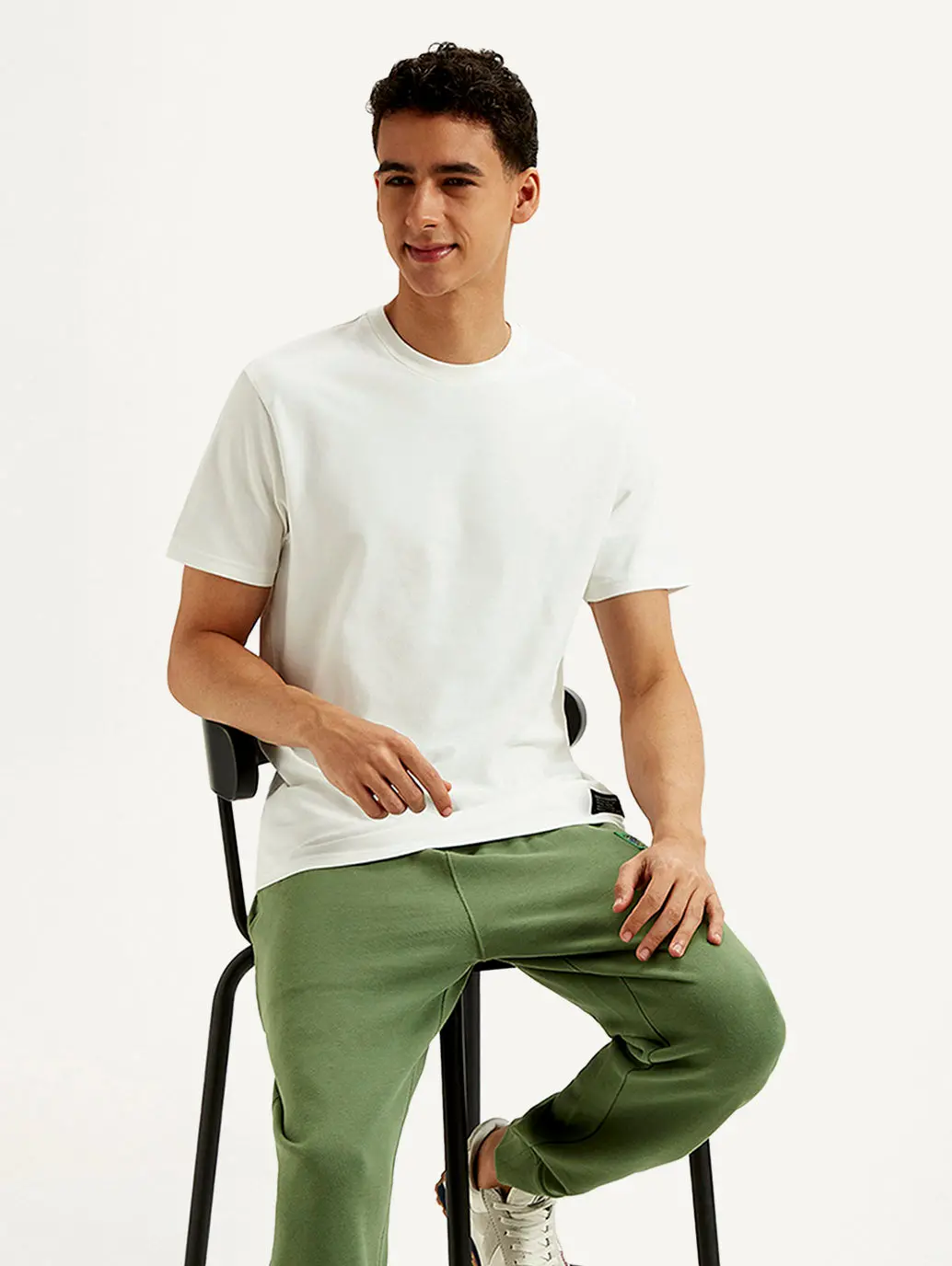 Men's Solid Slim Fit T-Shirt 1