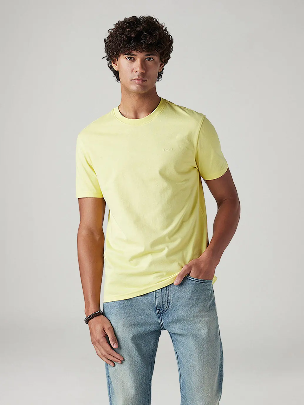 Men's Solid Yellow Round Neck T-Shirt 1