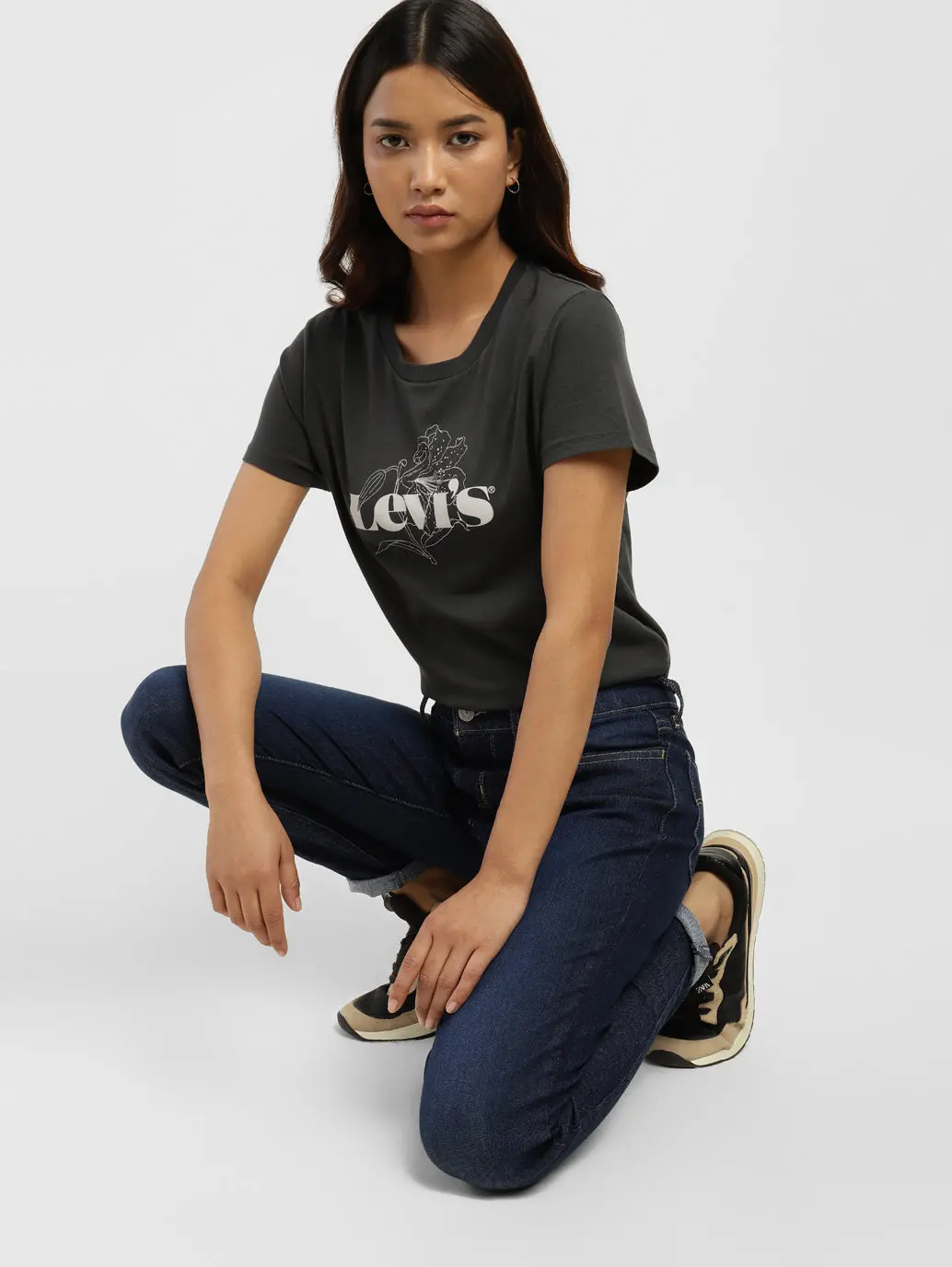 Women's 710 Blue Skinny Fit Mid Rise Jeans 6