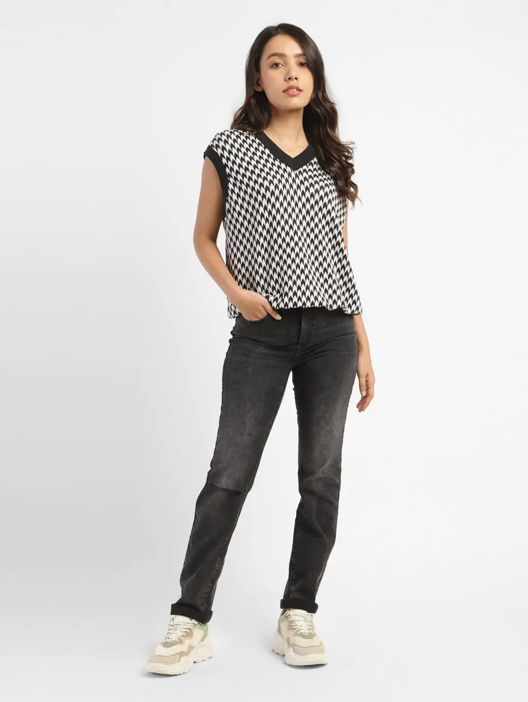 Women's 312 Black Straight Fit Mid Rise Jeans 1