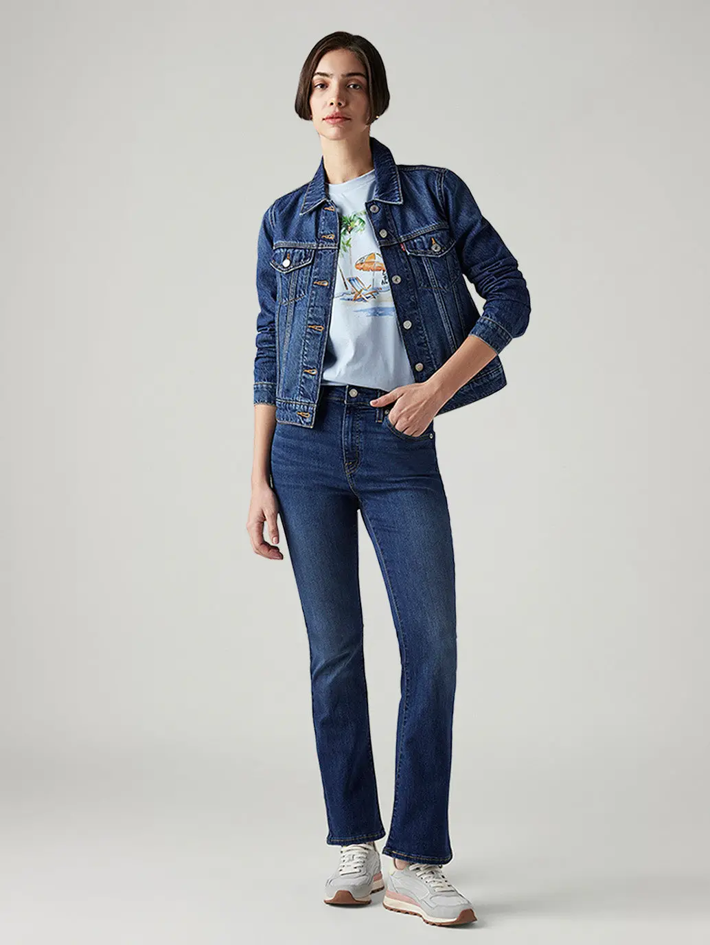 Women's 725 Blue Bootcut Fit High Rise Jeans 1