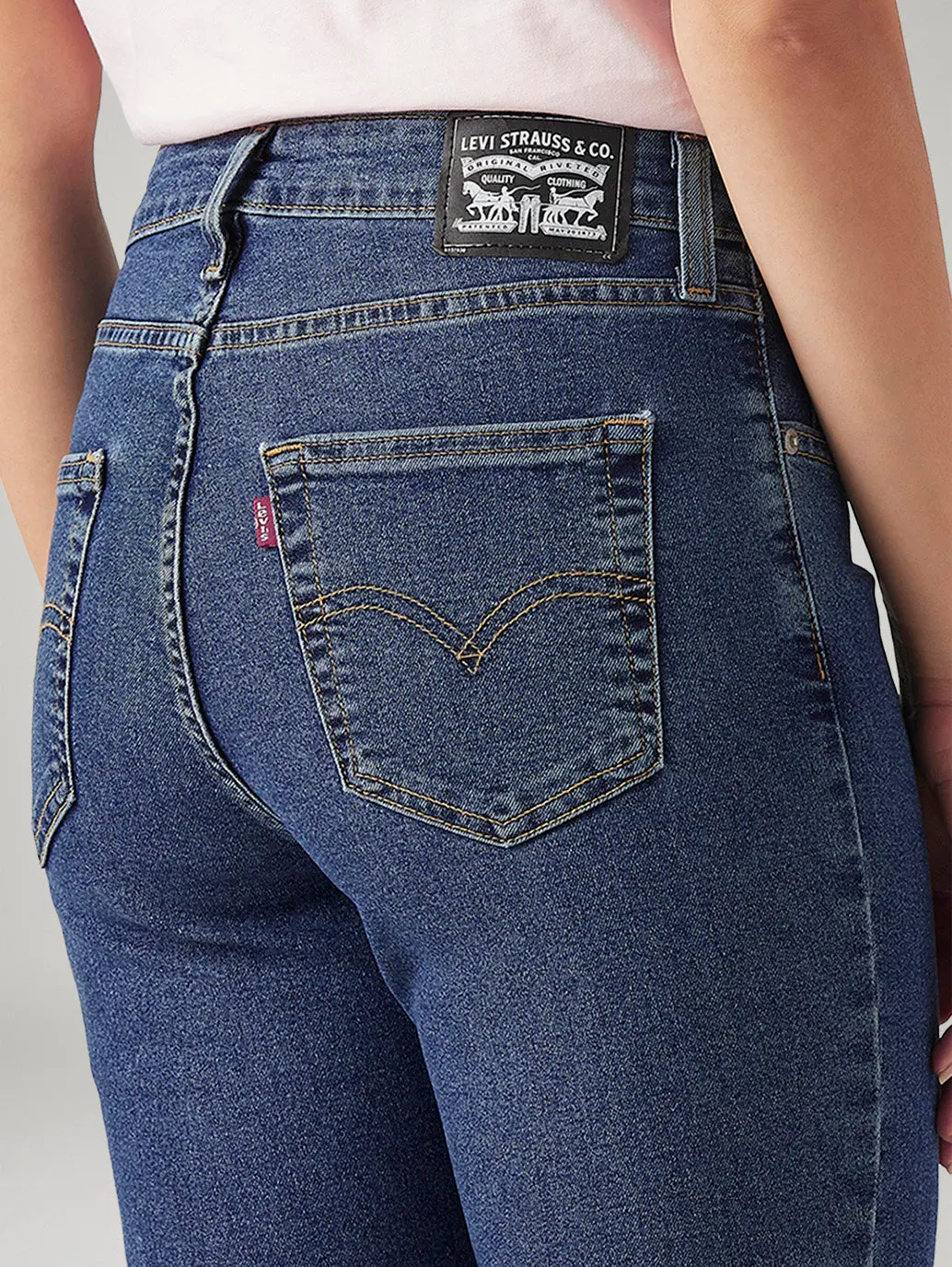 Women's 725 Med Indigo Bootcut Fit High Rise Jeans 5