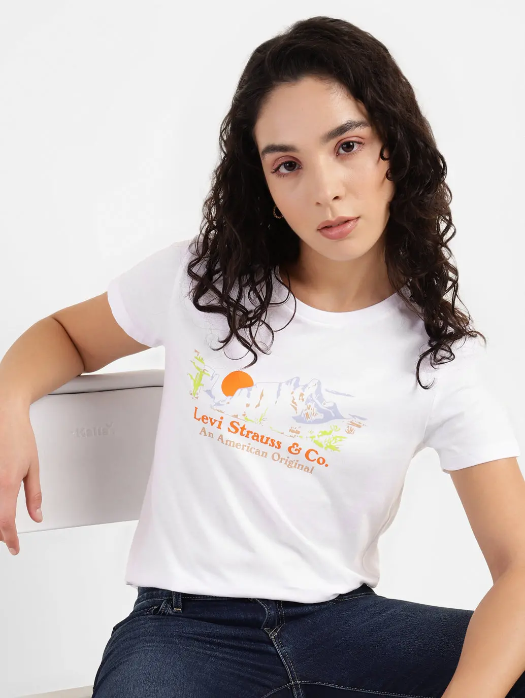 Women's Graphic Crew Neck  T-Shirt 1