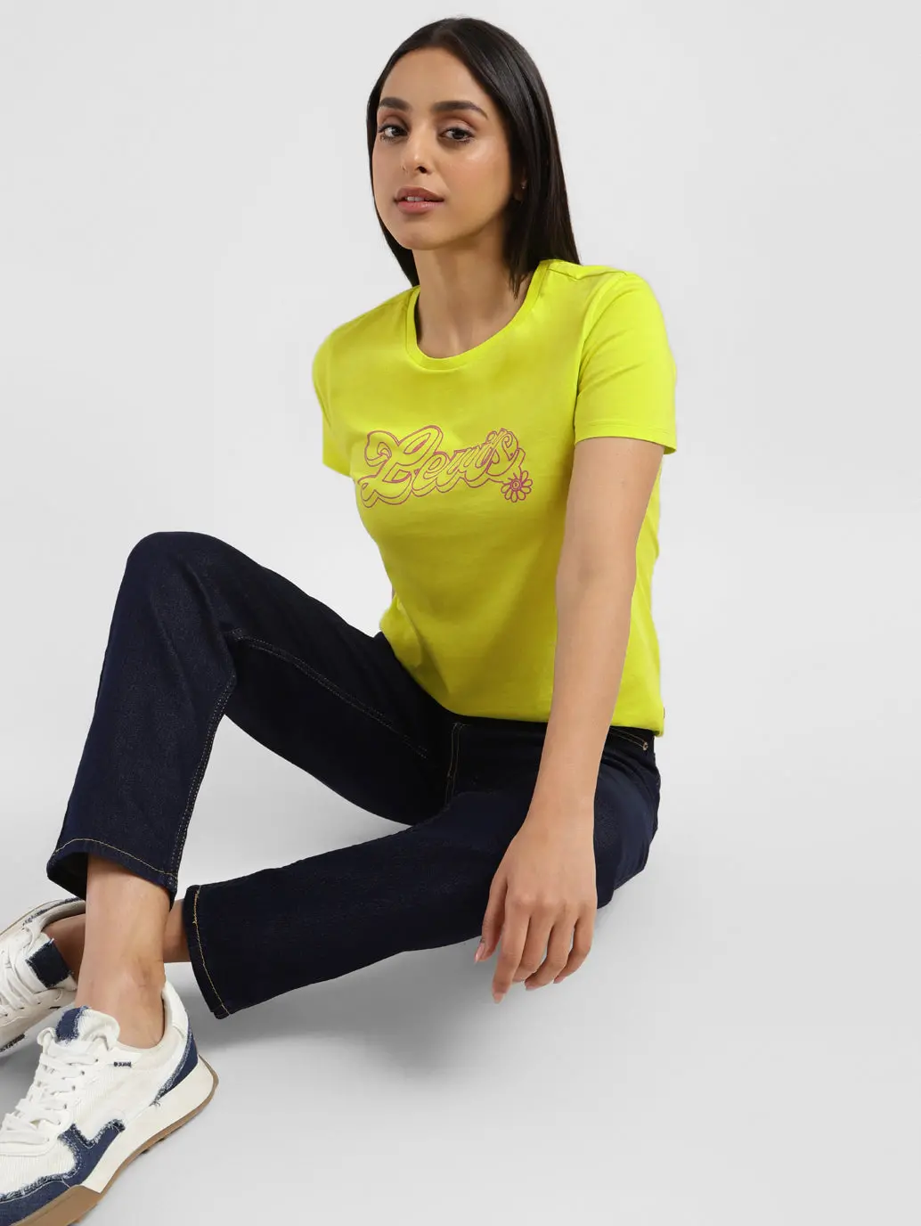 Women's Graphic Print Crew Neck T-Shirt 1