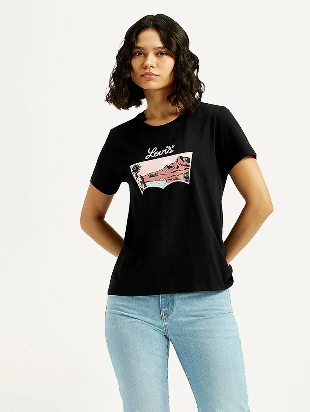 Women's Graphic Print Round Neck T-Shirt 1