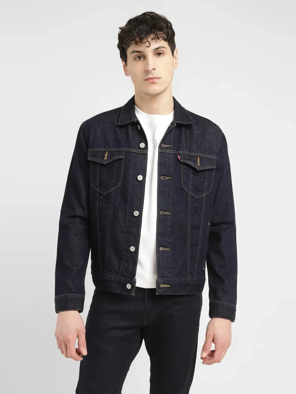Men's Embroidered Spread Collar Denim Jacket 1