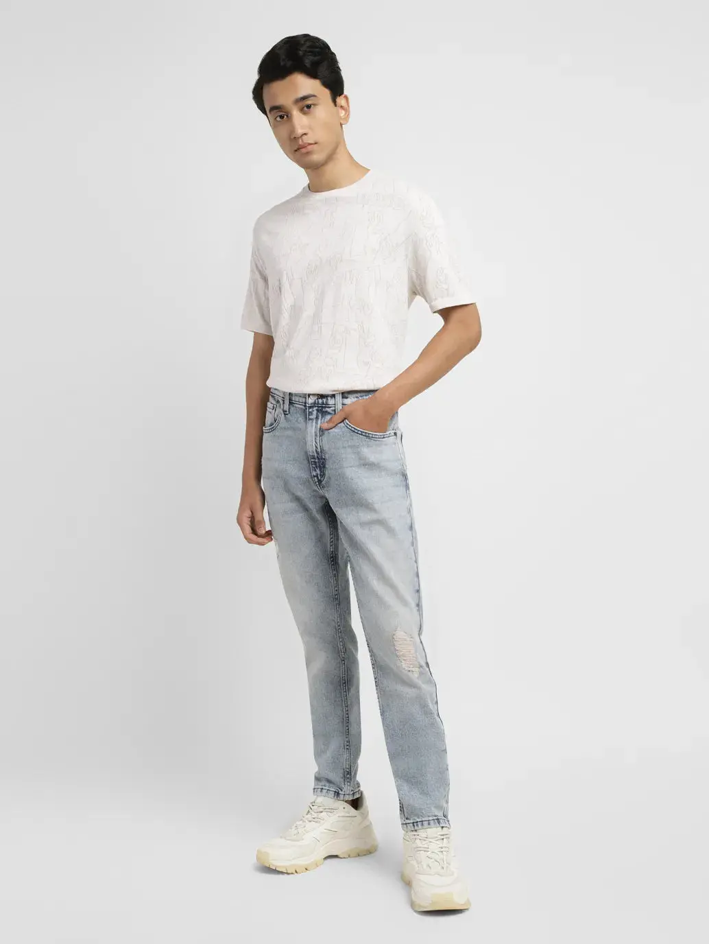 Men's 512 Blue Slim Tapered Fit Mid Rise Jeans 1