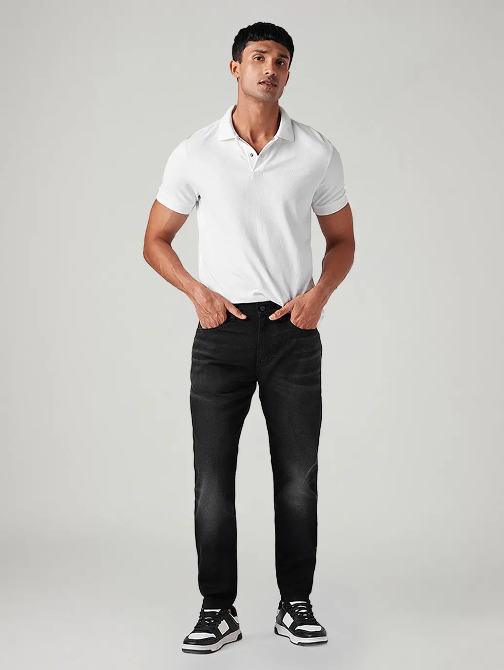 Men's 512 Black Slim Tapered Fit Mid Rise Selvedge Jeans 1