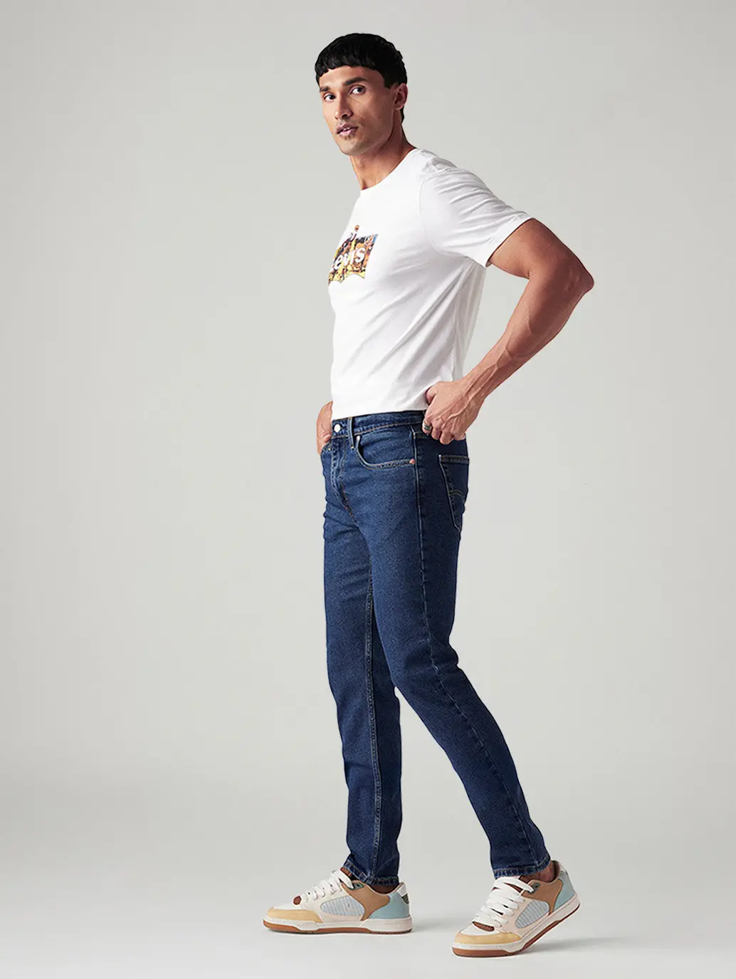 Men's 512 Blue Slim Tapered Fit Mid Rise Jeans 7
