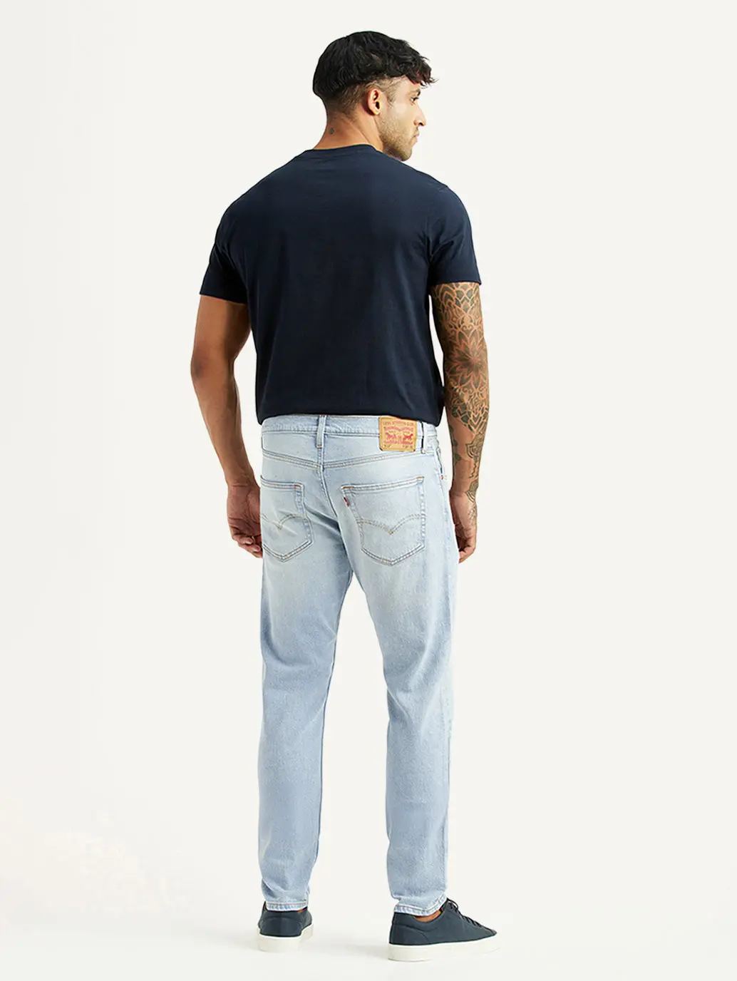 Men's 512 Light Blue Slim Tapered Fit Mid Rise Jeans 3