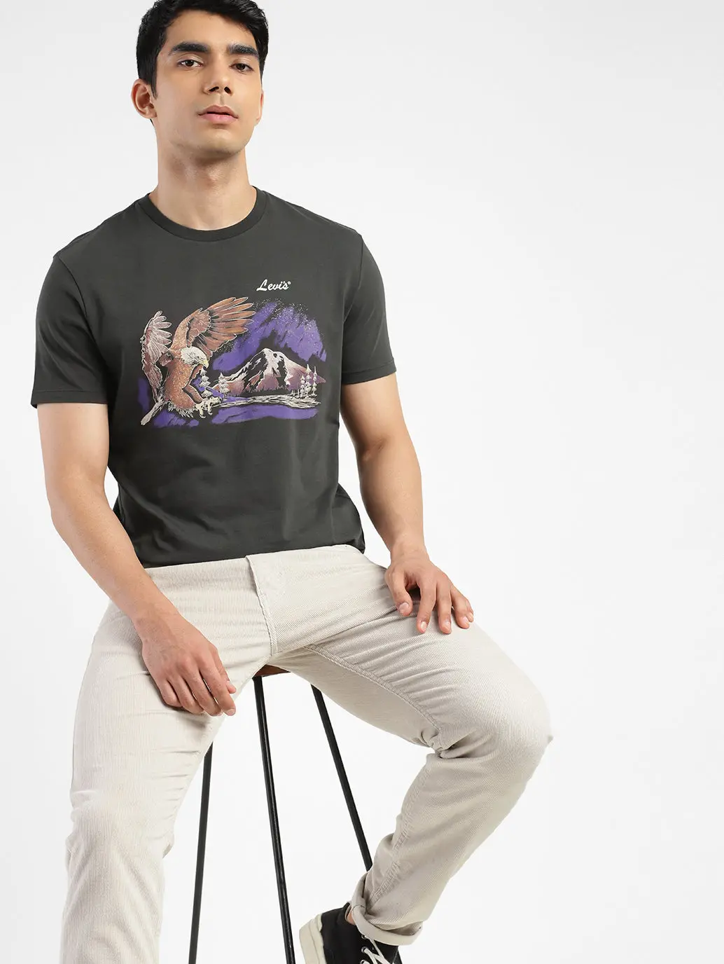 Men's Graphic Crew Neck T-Shirt 2