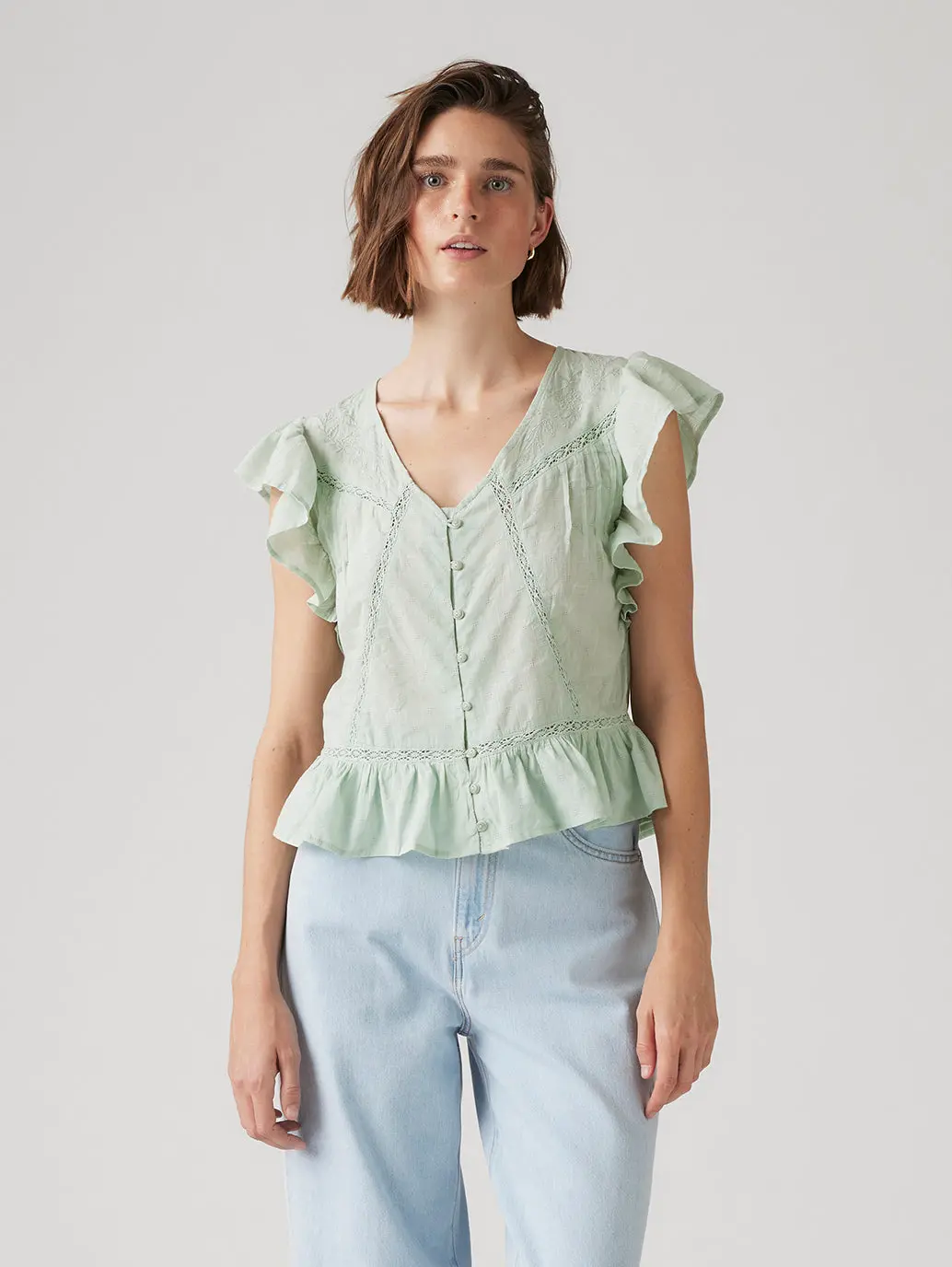 Women's Solid Green V-Neck Top 1