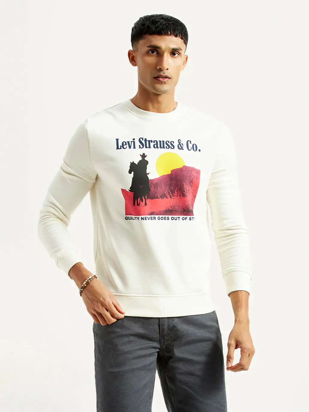 Men's Graphic Print Off White Slim Fit Sweatshirt 1