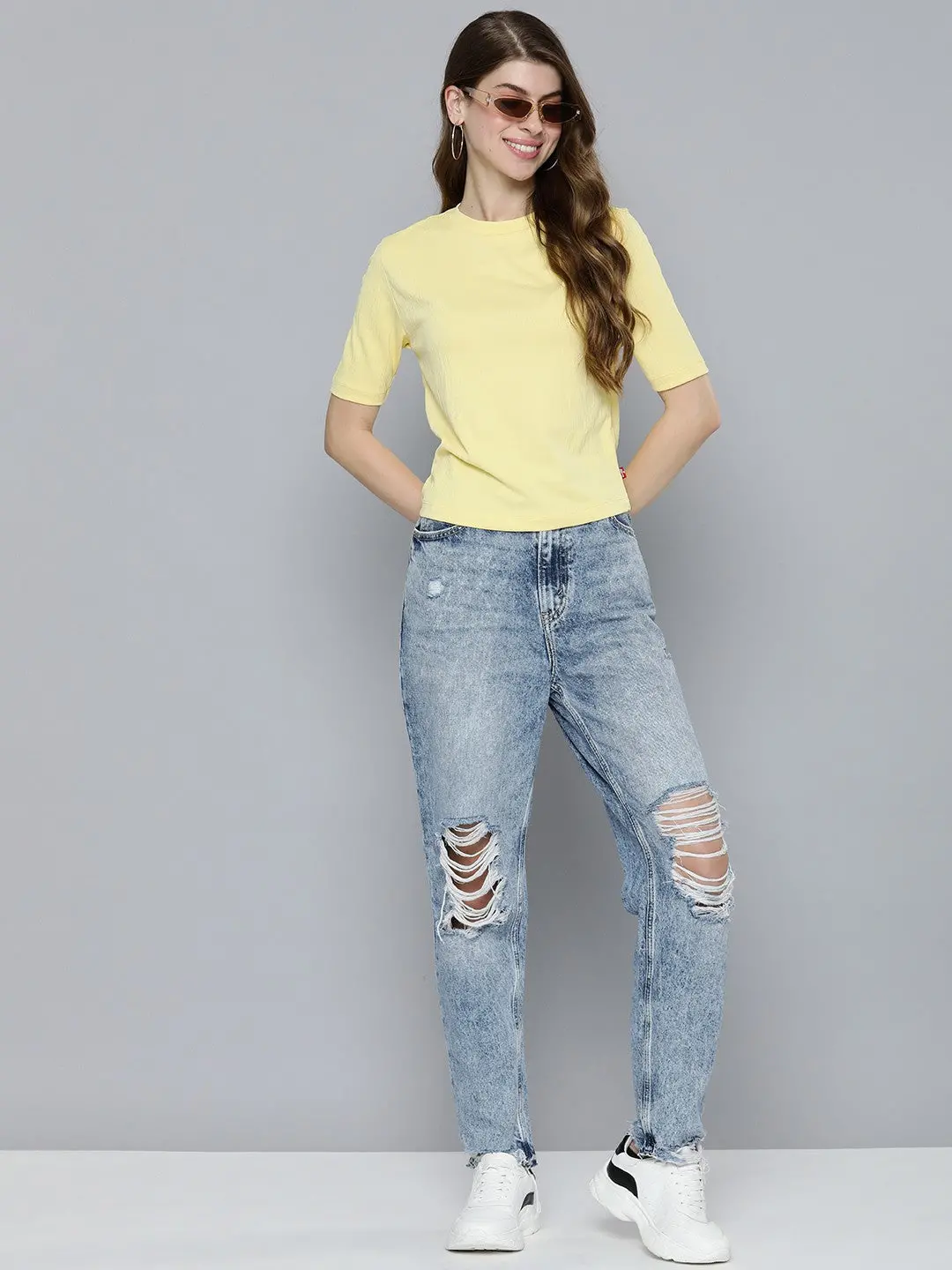 Women's Textured Crew Neck Cropped T-Shirt 1