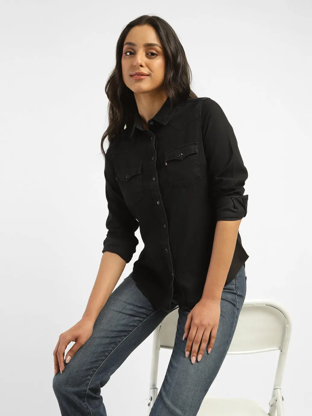 Women's Solid Spread Collar Shirt 2