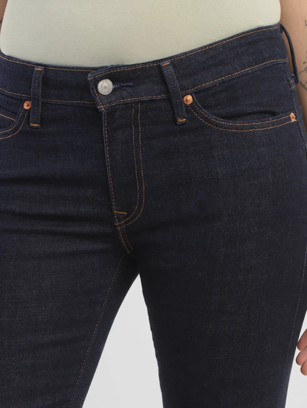 Women's 711 Blue Skinny Fit Mid Rise Jeans 6