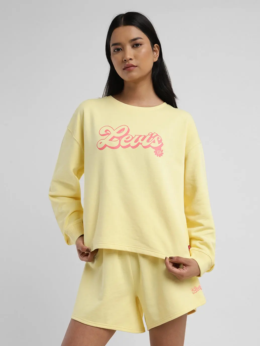 Women's Graphic Print Crew Neck Sweatshirt 1