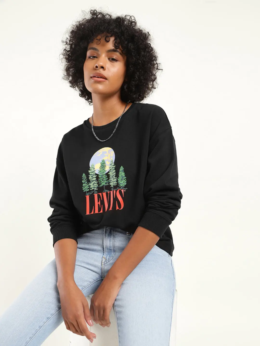 Women's Graphic Black Crew Neck Sweatshirt 1