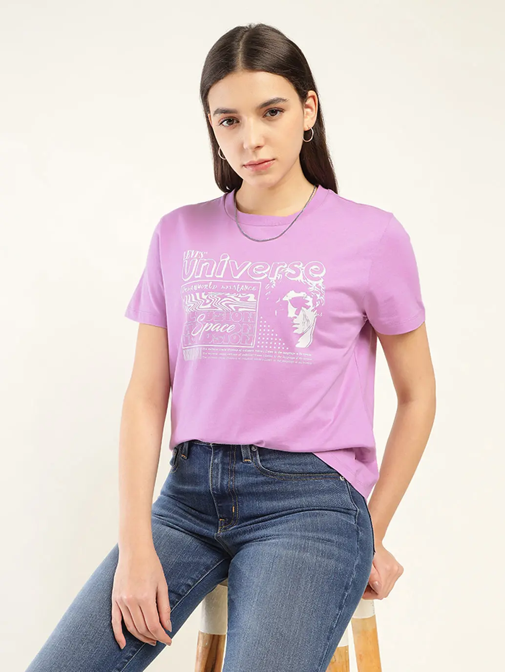 Women's Graphic Relaxed Fit T-Shirt 1