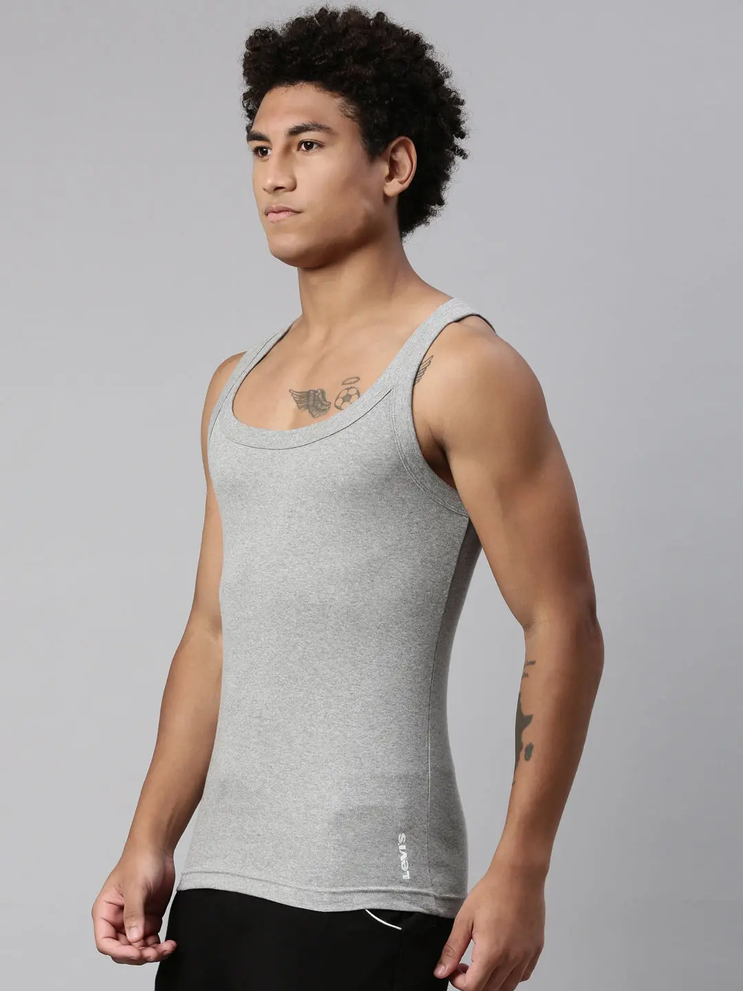 Men's Solid Vest 3