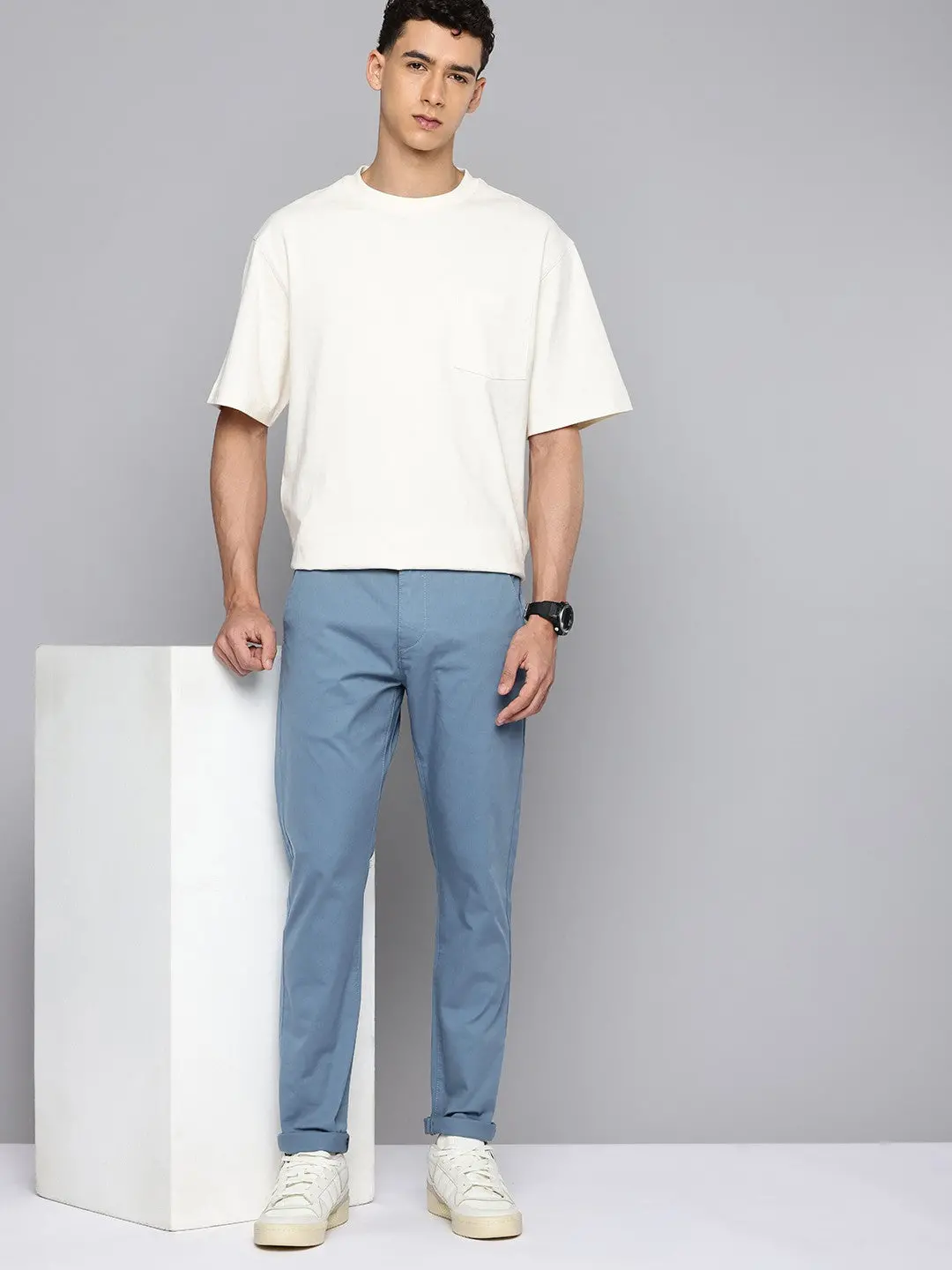 Men's 512 Blue Slim Tapered Fit Trousers 1