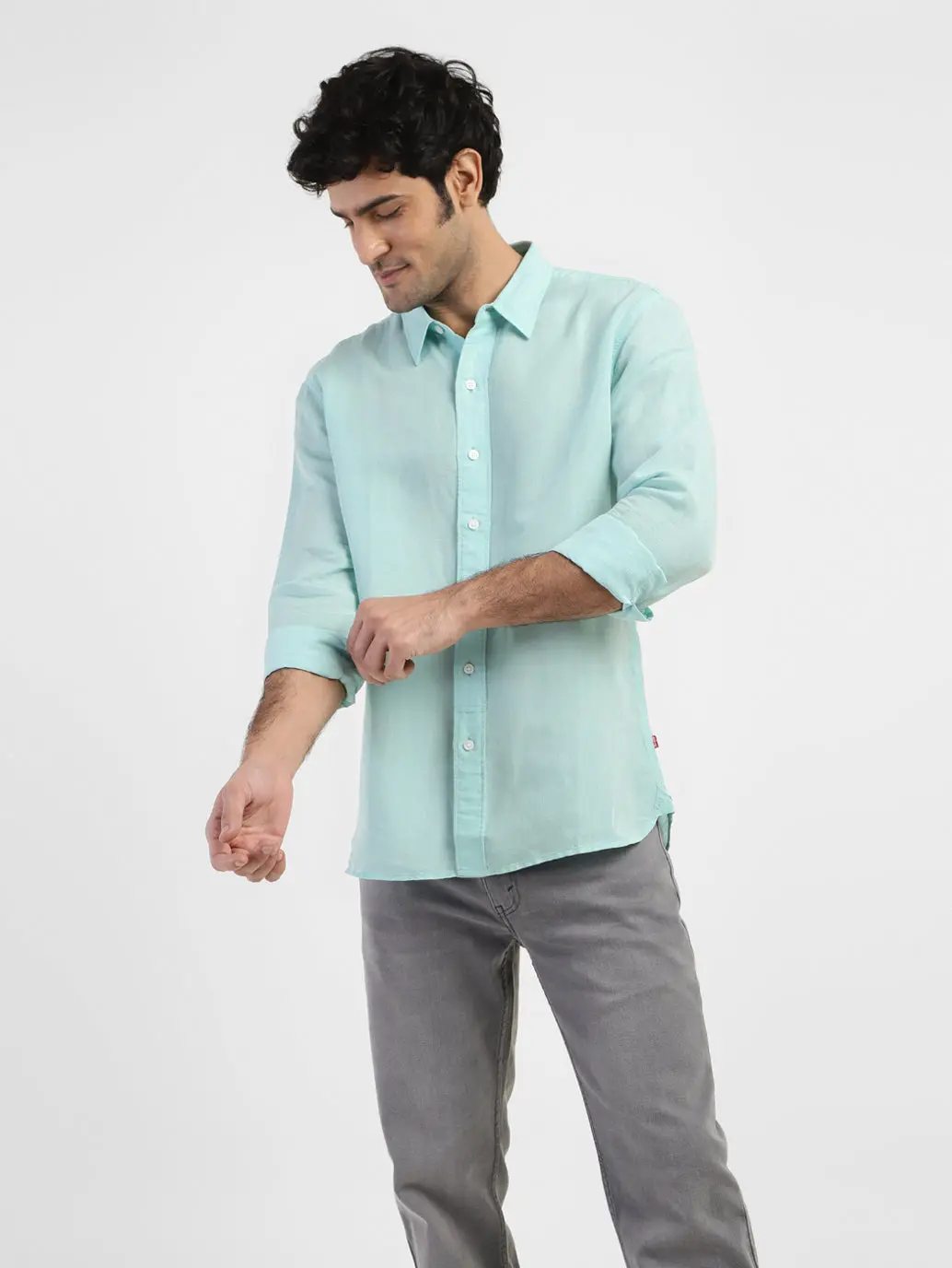 Men's Solid Spread Collar Linen Shirt 1