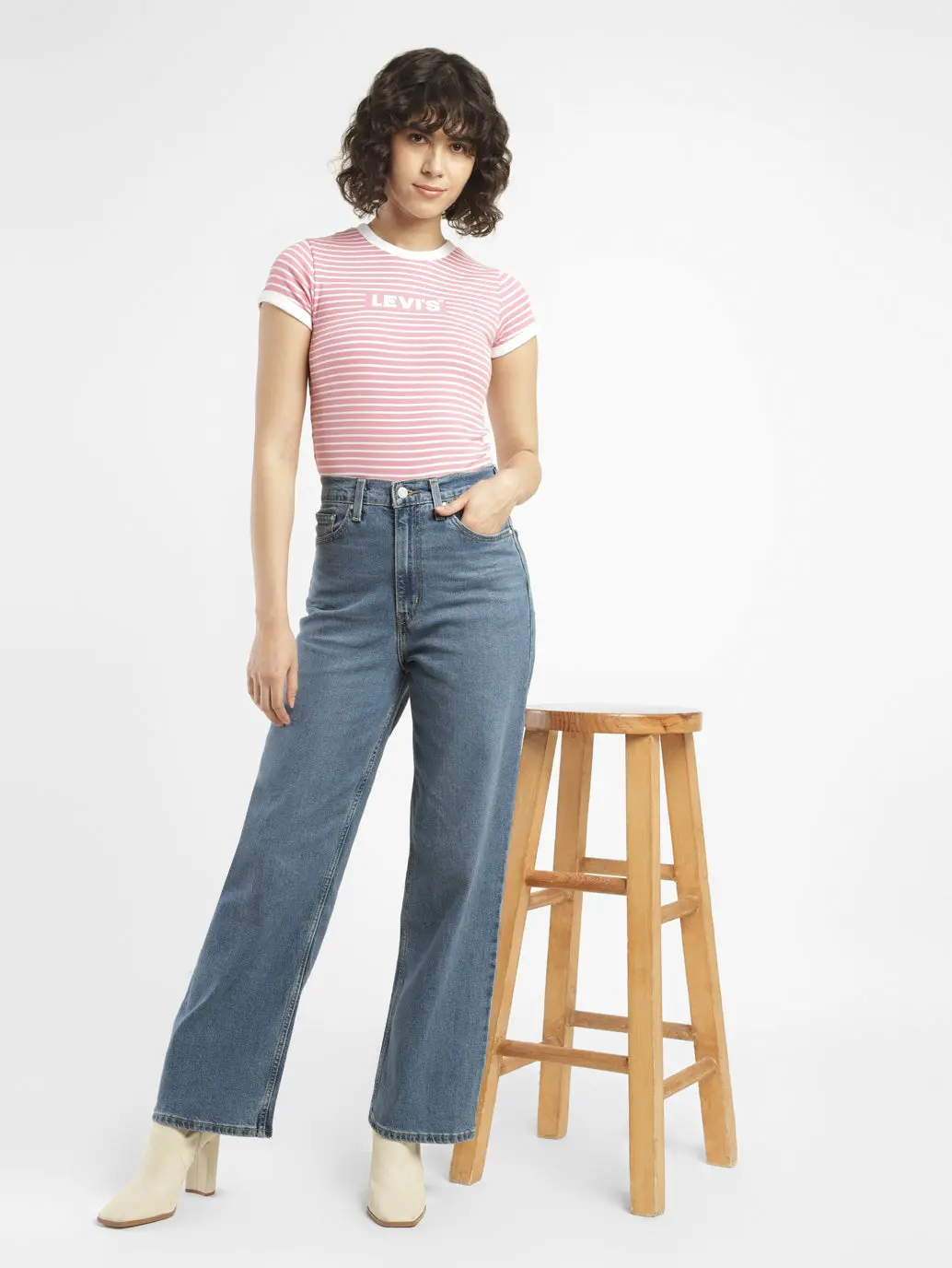 Women's Blue Loose Fit High Rise Jeans 1
