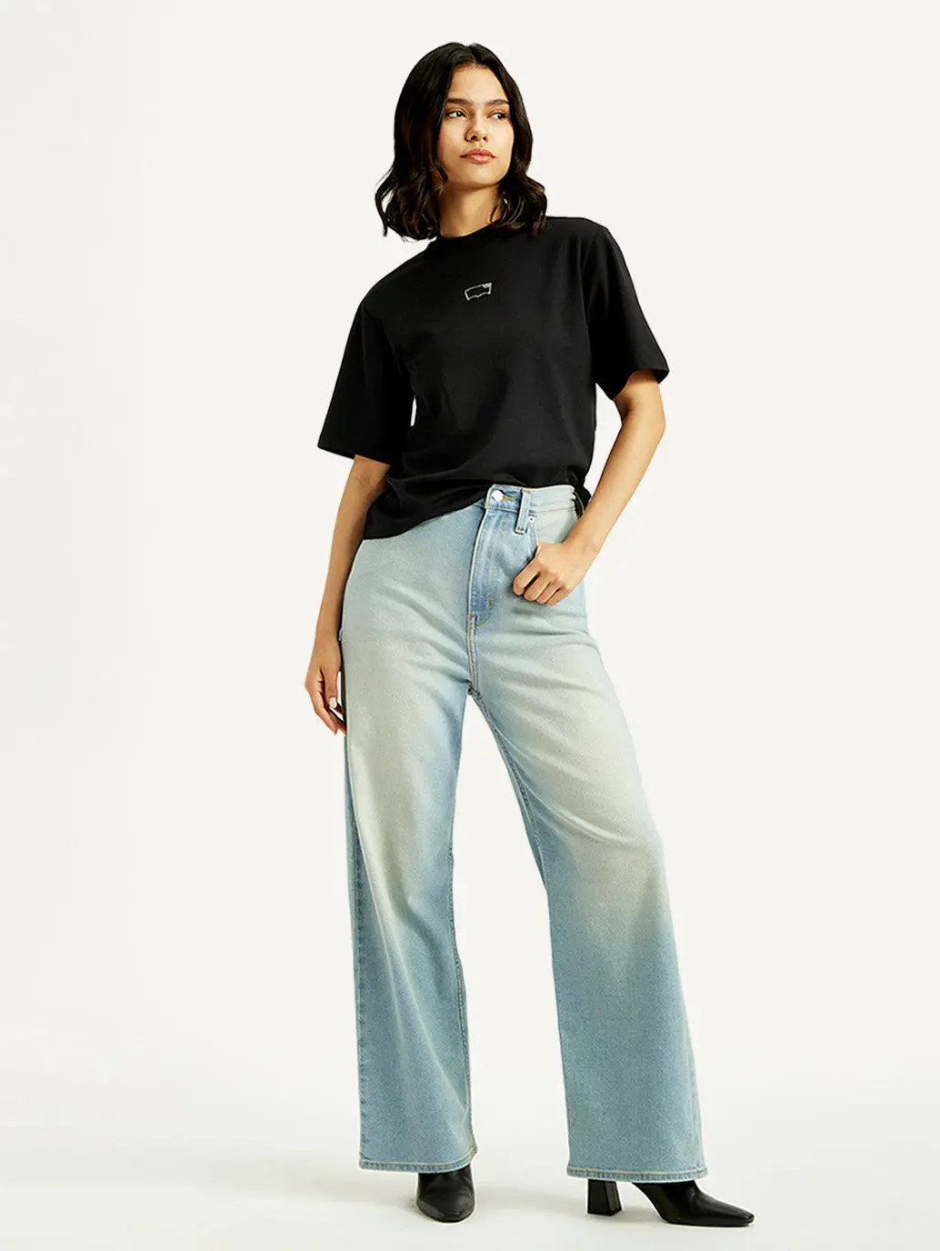 Women's Blue Loose Fit High Rise Jeans 1