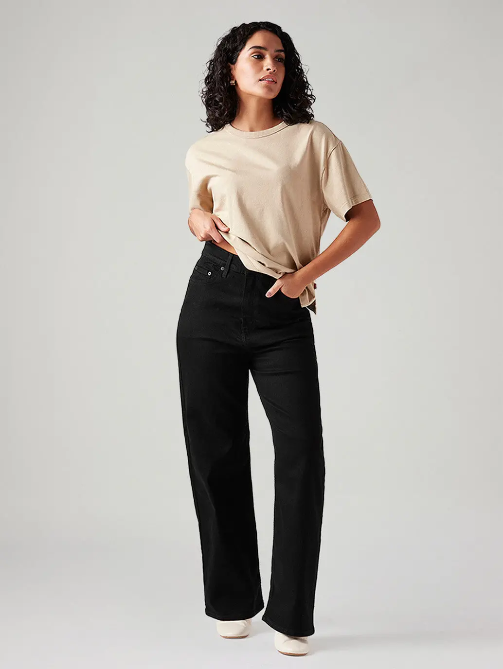 Women's Black Loose Fit High Rise Jeans 1