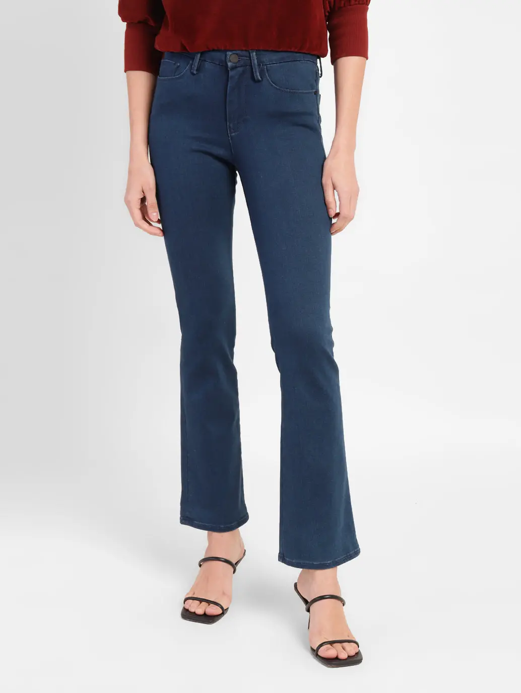Women's 715 Blue Flared Fit Mid Rise Jeans 7