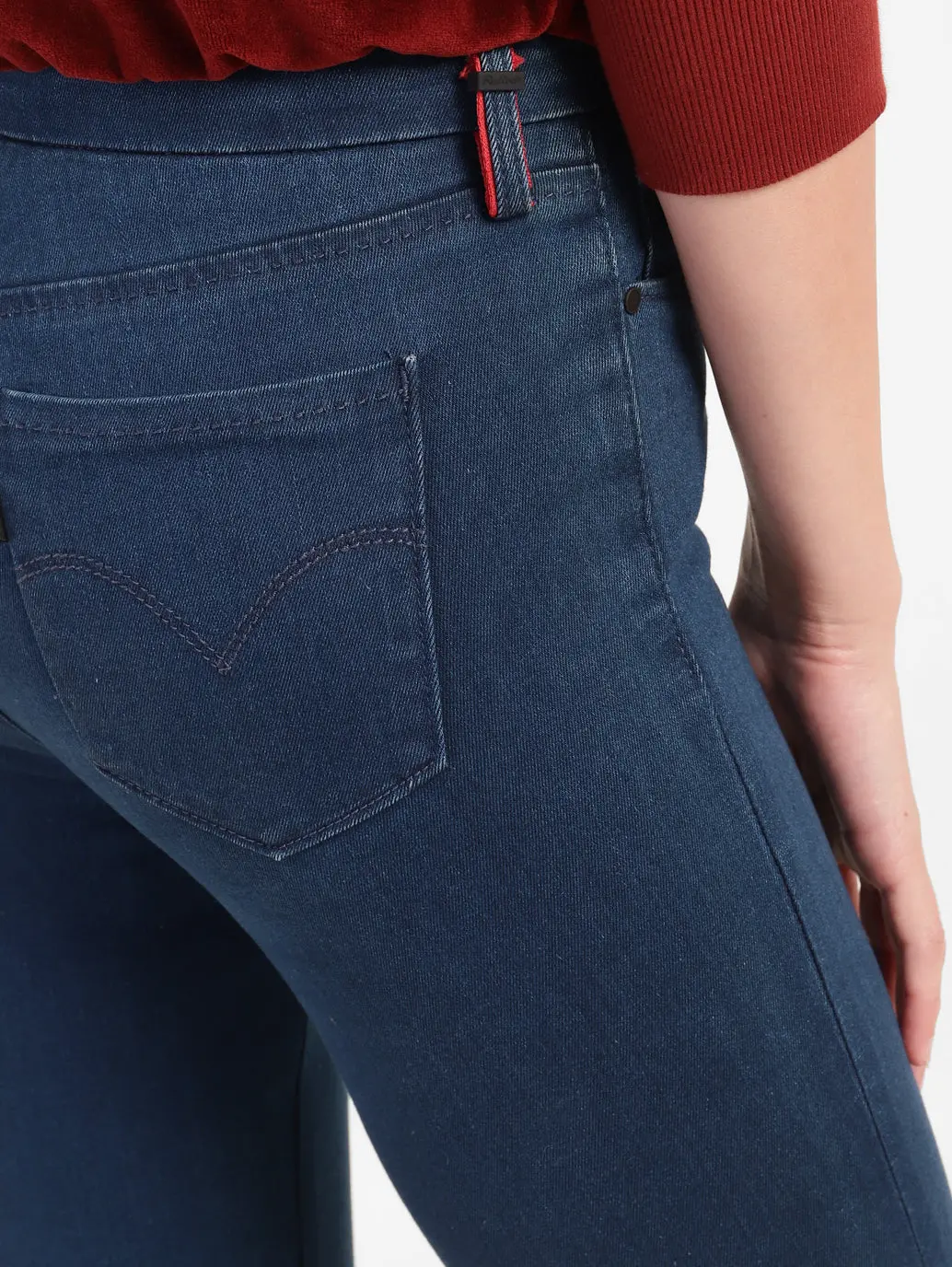 Women's 715 Blue Flared Fit Mid Rise Jeans 5