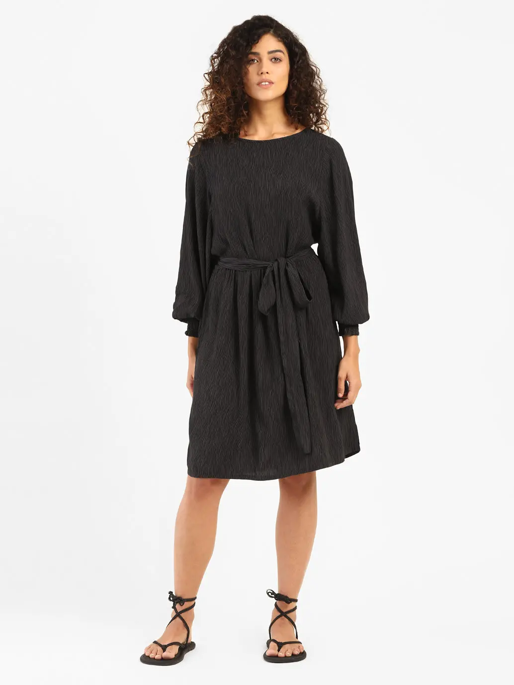 Women's Solid Round Neck Dress 1