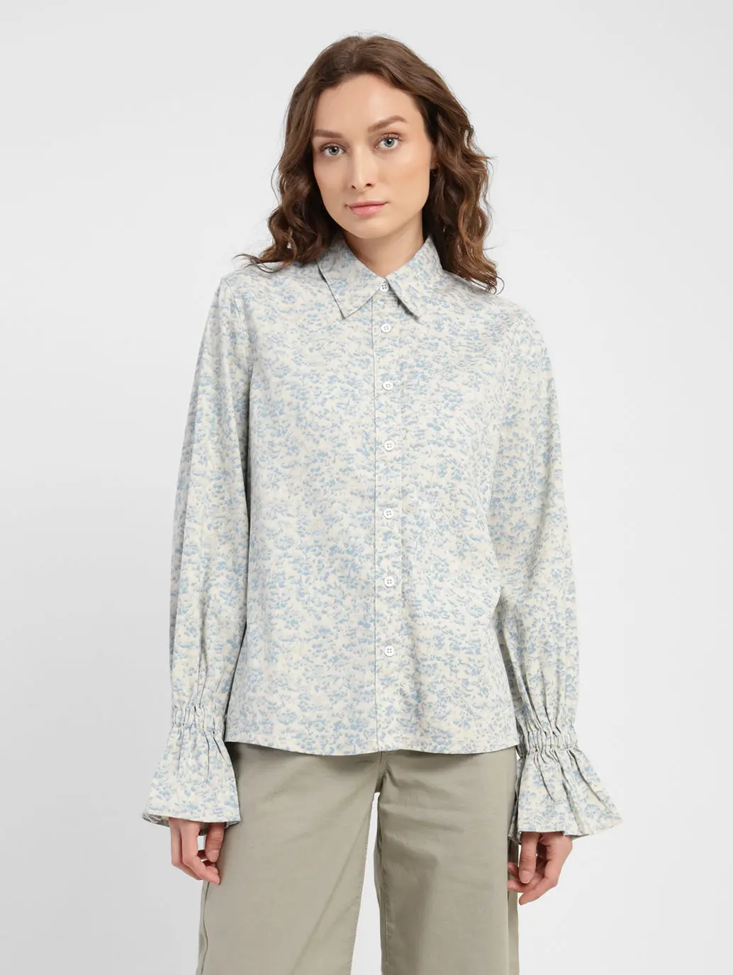 Women's Solid Spread Collar Shirt 1