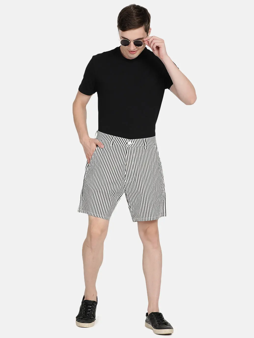 Men's Relaxed Fit Shorts 1