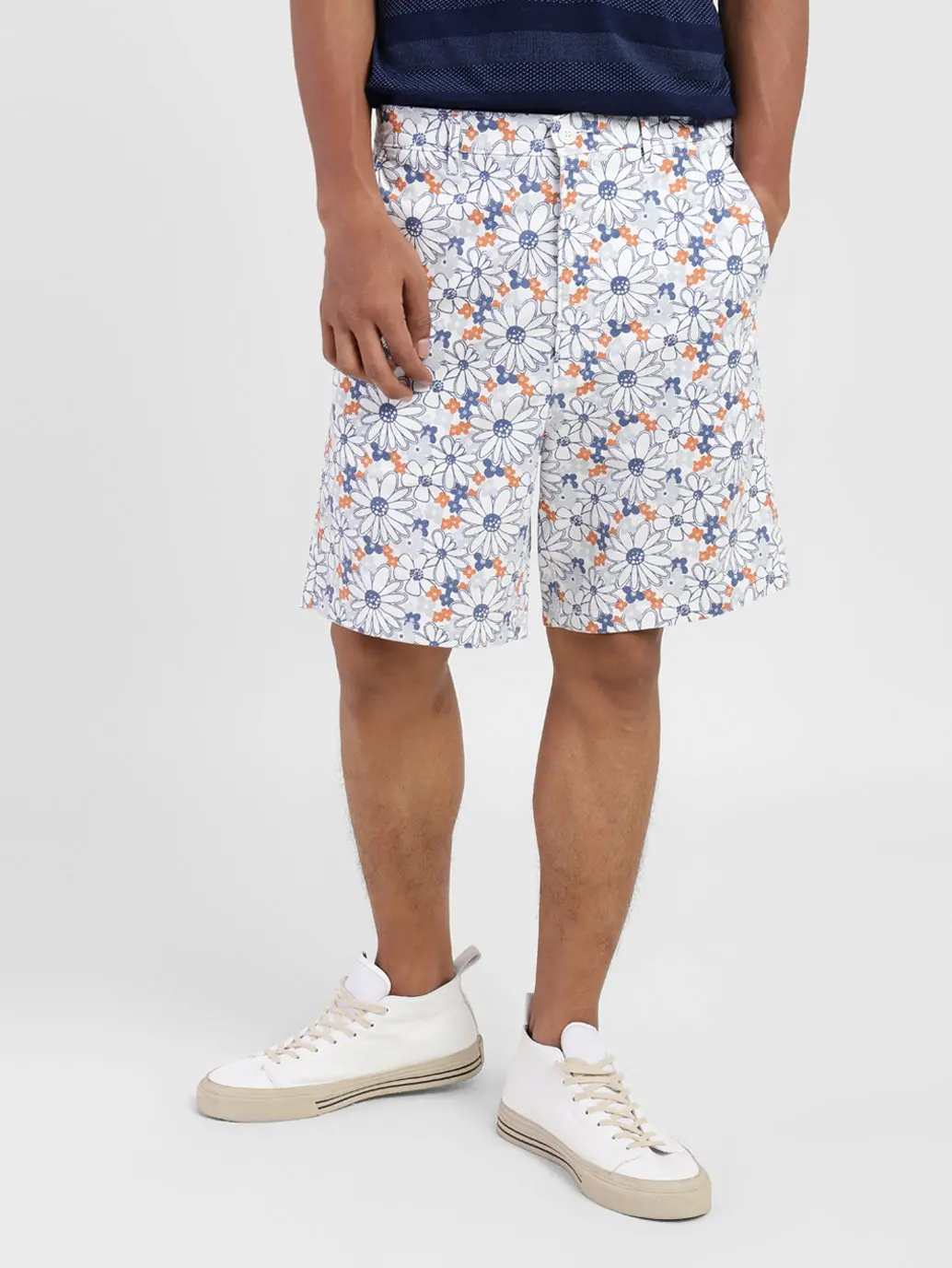 Men's Tapered Fit Shorts 1
