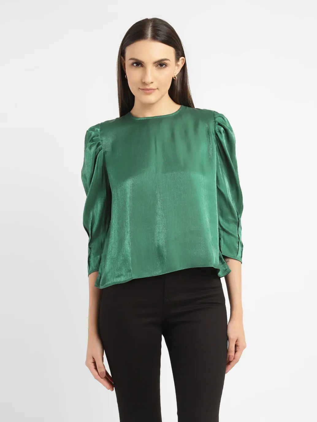 Women's Solid Green Round Neck Top 1