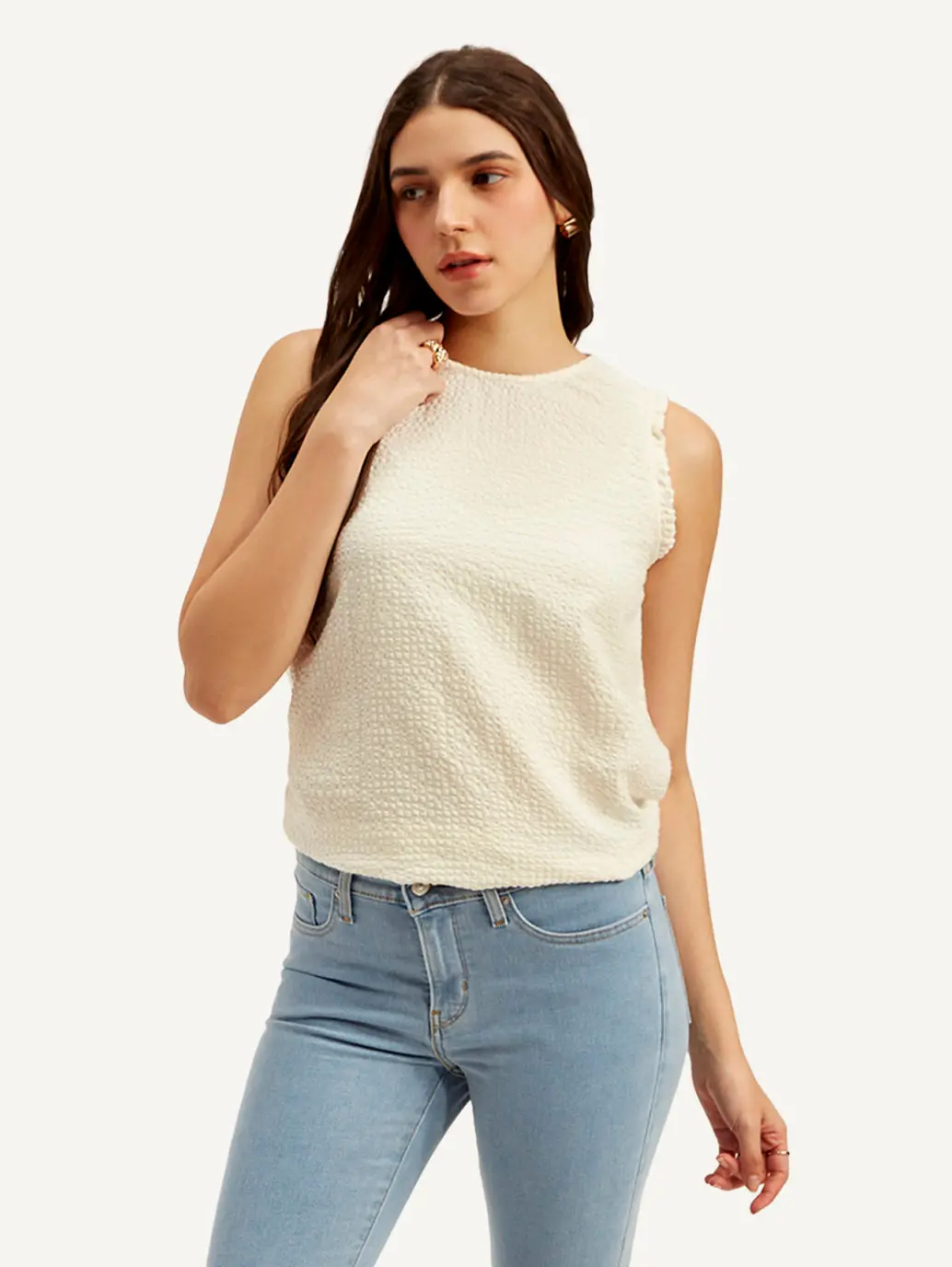 Women's Textured White Round Neck Top 1