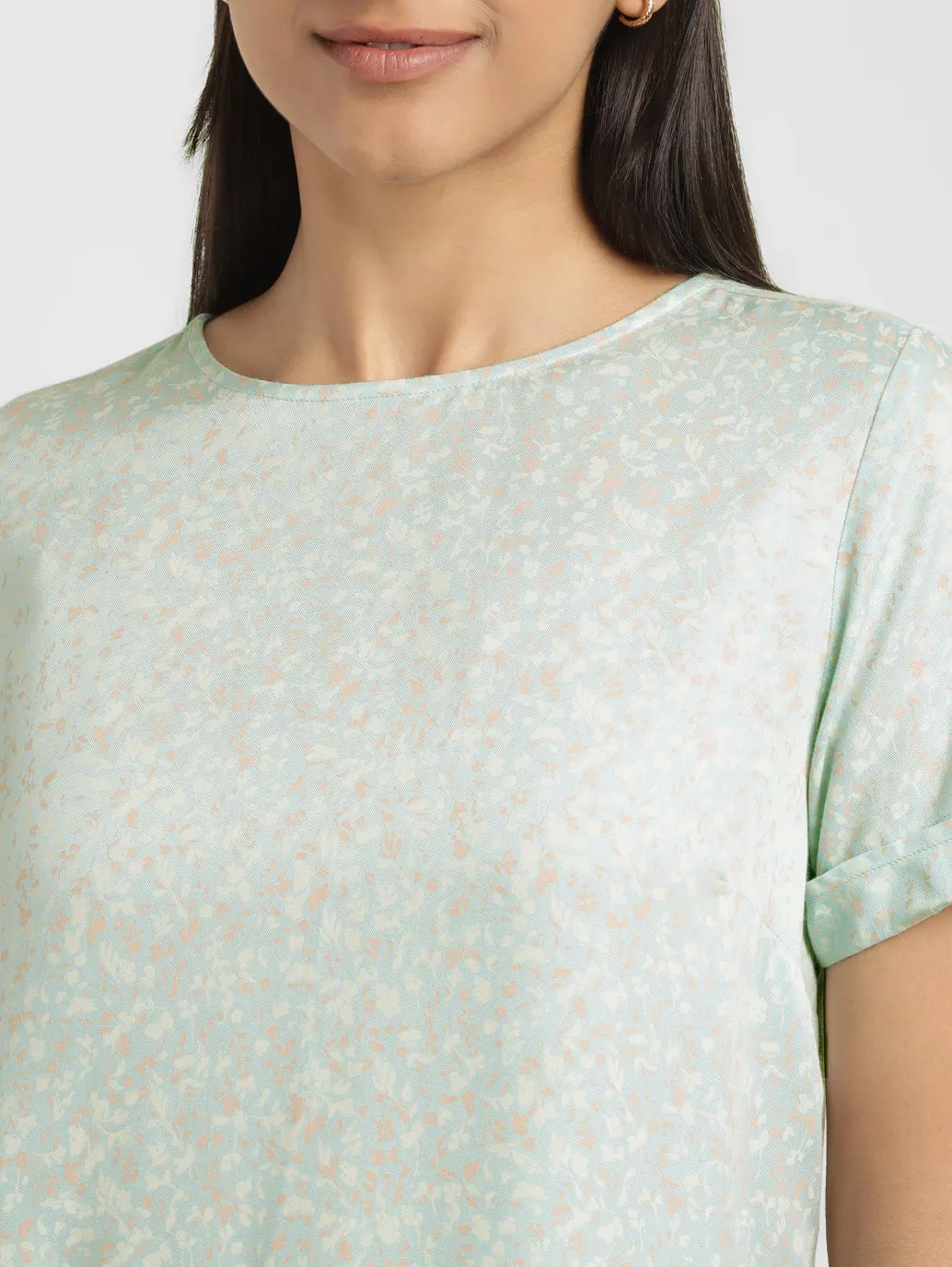 Women's Floral Blue Round Neck Top 4