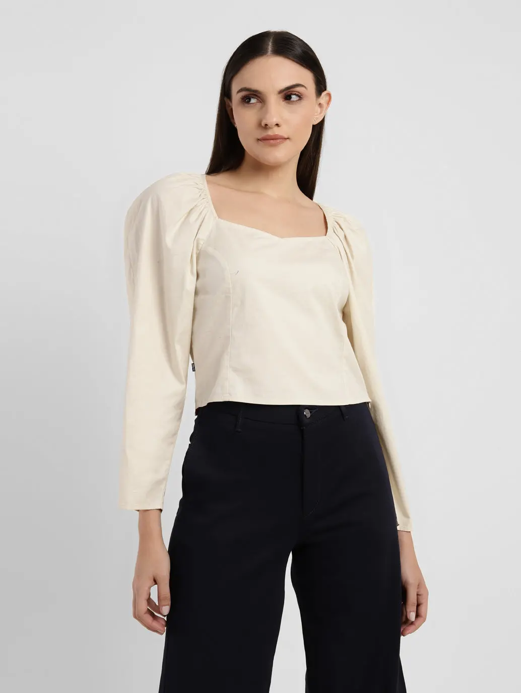 Women's Solid Sweet Heart Neck Top 1