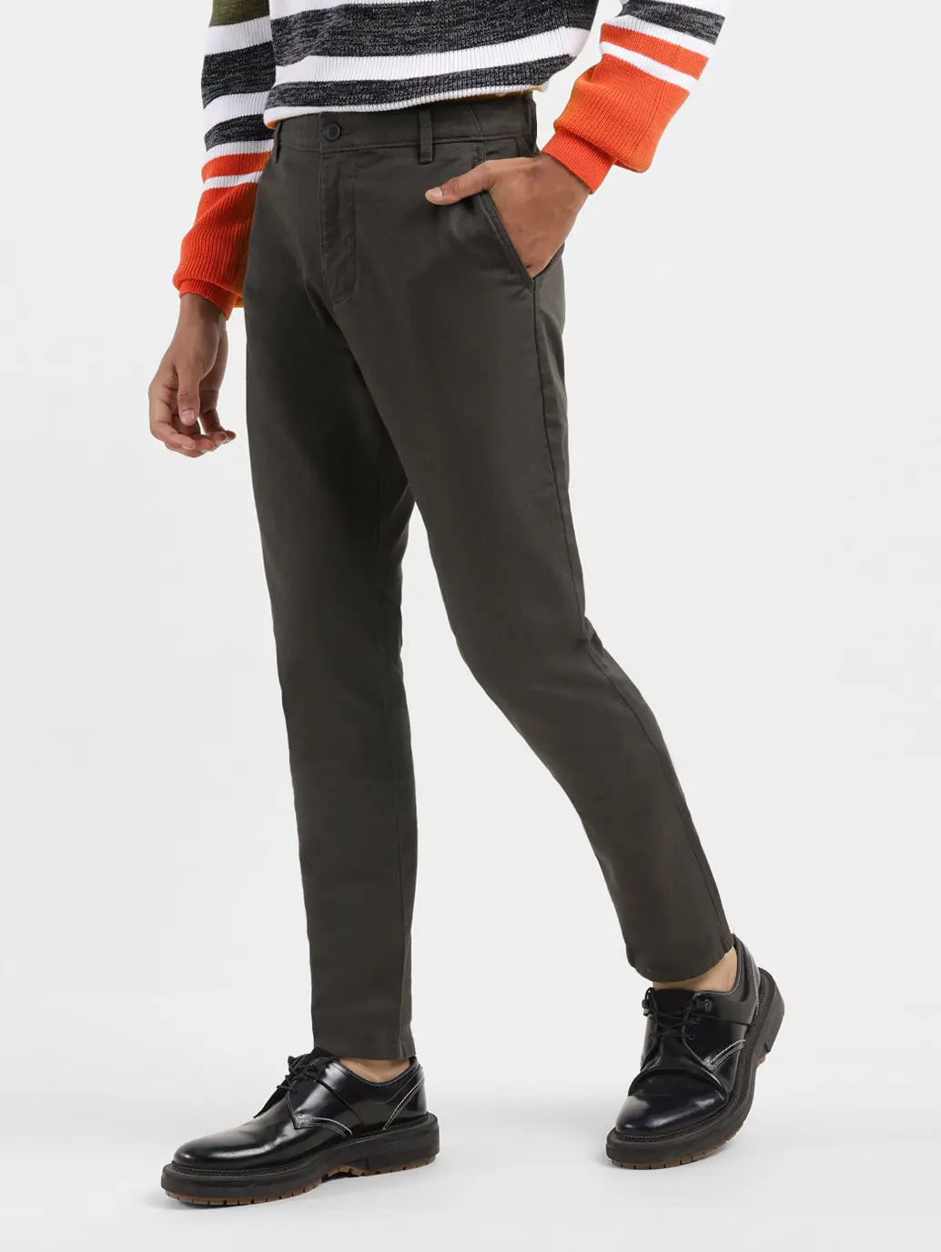 Men's 512 Brown Slim Tapered Fit Trousers 6