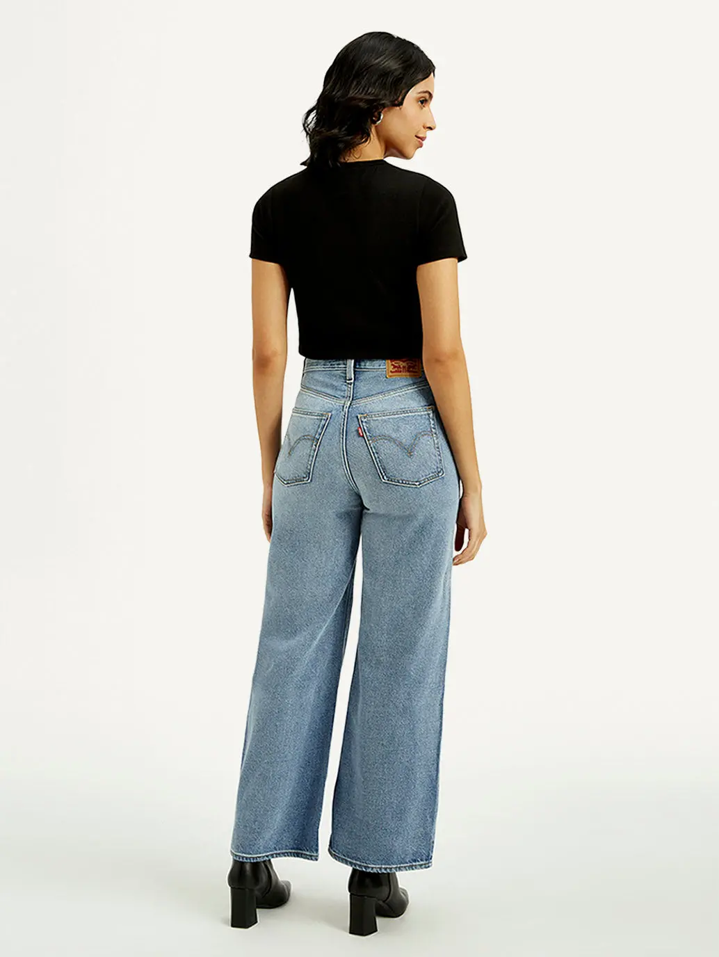 Women's Light Indigo Ribcage Wide Leg Fit High Rise Jeans 3