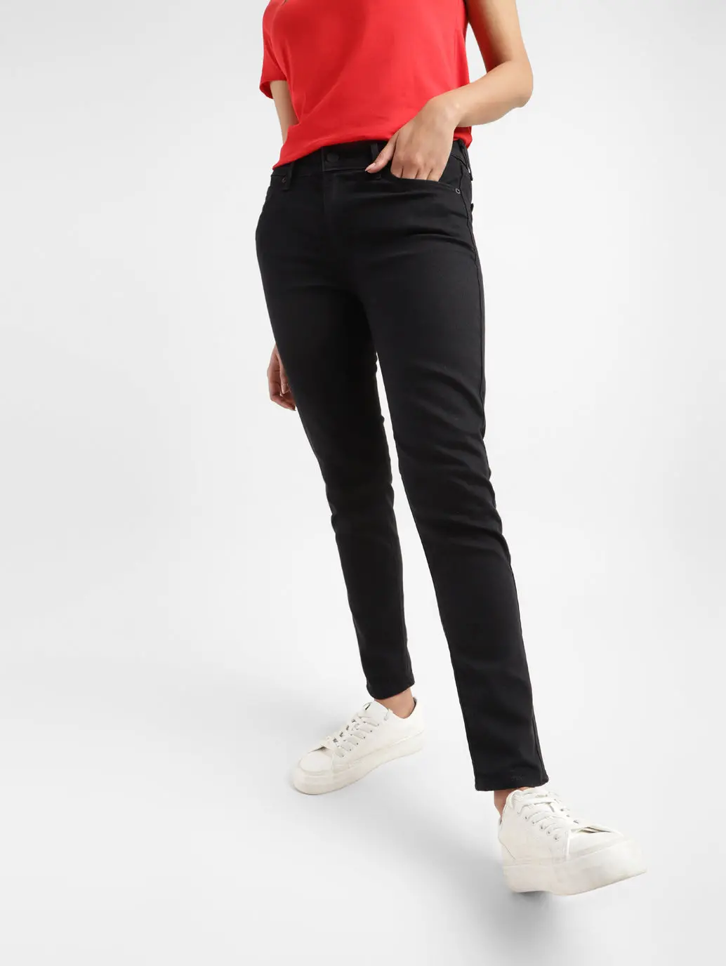 Women's 711 Black Skinny Fit Mid Rise Jeans 1