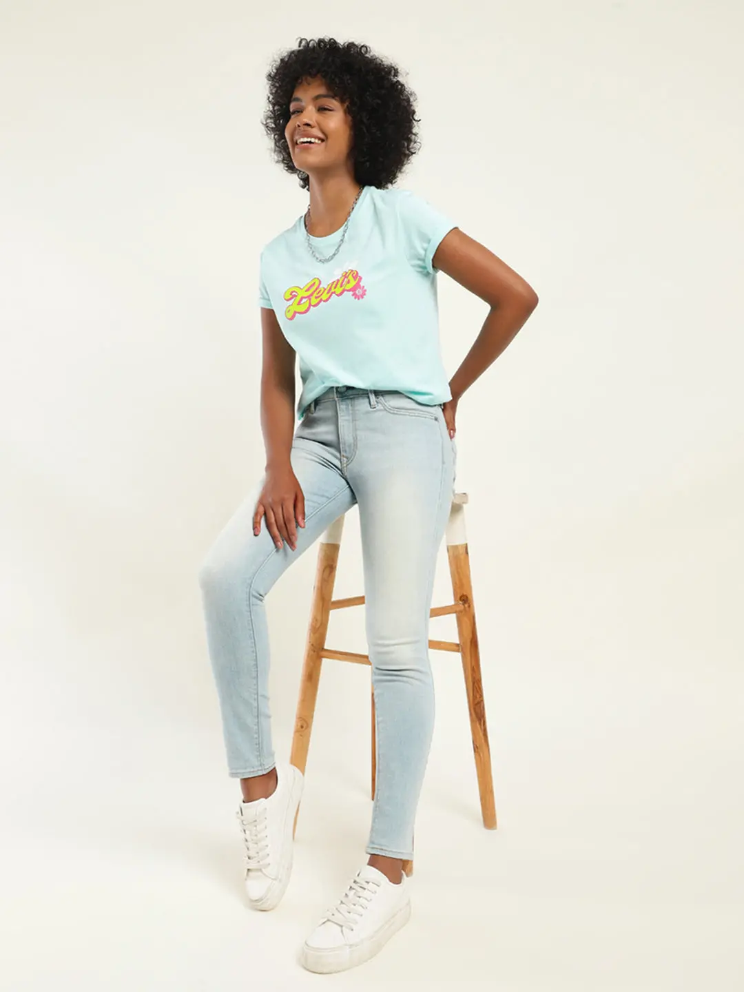 Women's 711 Blue Skinny Fit Mid Rise Jeans 1
