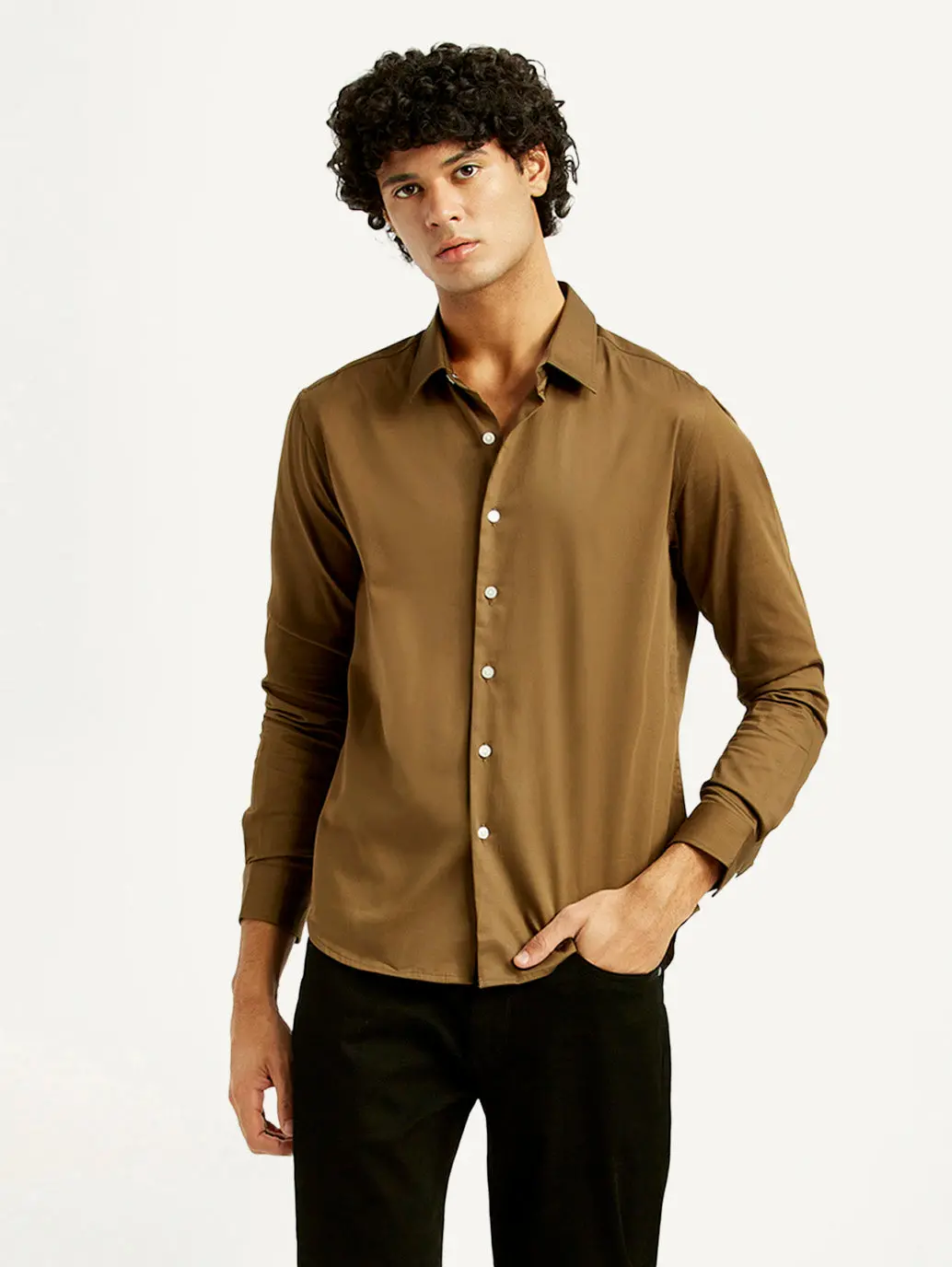 Men's Redloop Solid Slim Fit Shirt 1