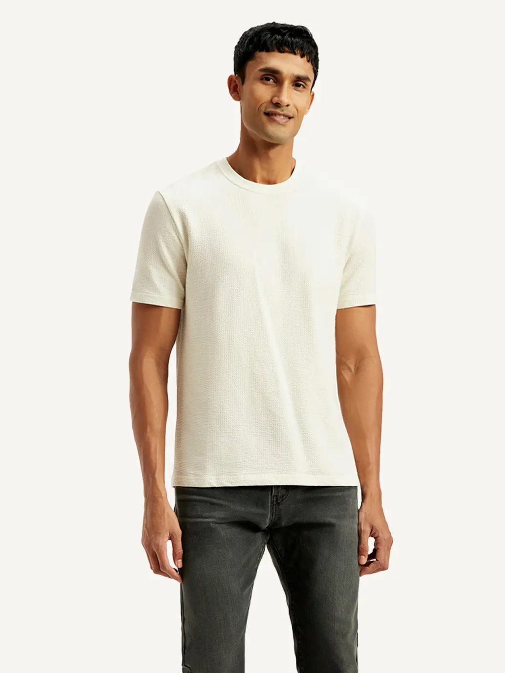 Men's Solid Regular Fit T-Shirt 1