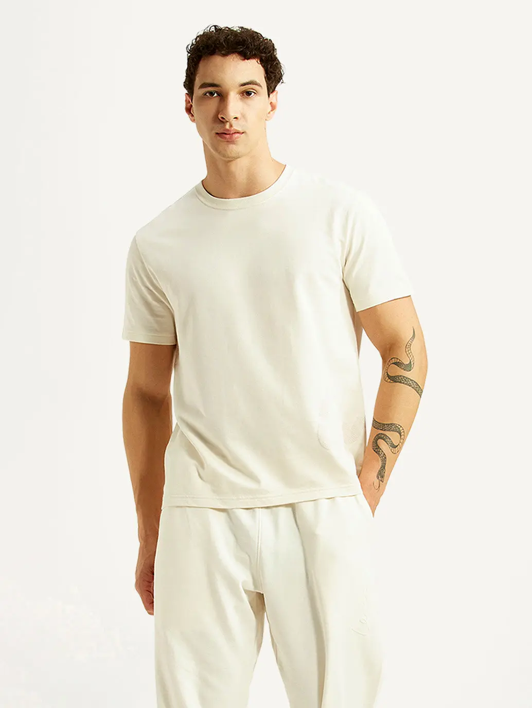 Men's Solid Off White Crew Neck T-Shirt 1