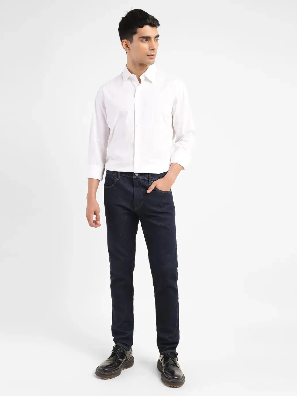 Men's Redloop 512 Navy Blue Slim Tapered Fit Mid Rise Jeans 1
